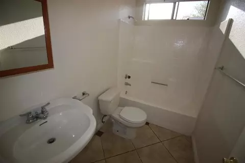 1304 Lightcap St, Lancaster, CA 93535 photo 19