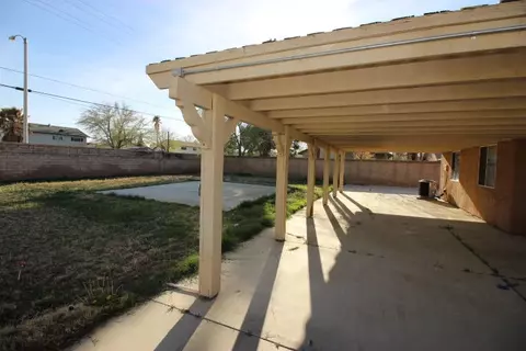 1304 Lightcap St, Lancaster, CA 93535 photo 26