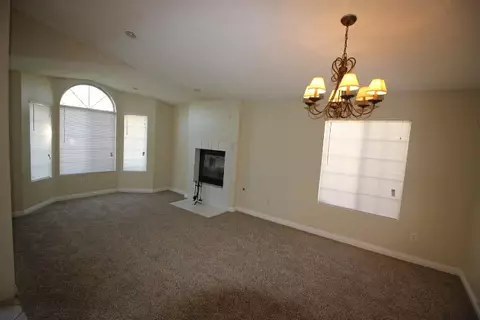 1304 Lightcap St, Lancaster, CA 93535 photo 3