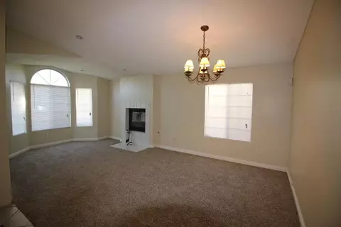 1304 Lightcap St, Lancaster, CA 93535 photo 7
