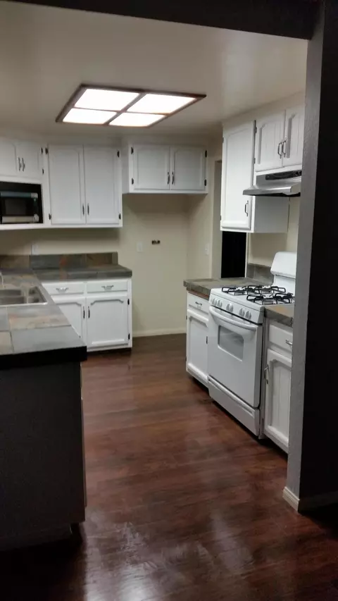 45438 Lorimer Ave, Lancaster, CA 93534 photo 11