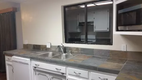 45438 Lorimer Ave, Lancaster, CA 93534 photo 9