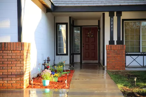 3049 Kaylyn St, Lancaster, CA 93535 photo 3