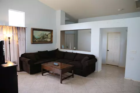 3049 Kaylyn St, Lancaster, CA 93535 photo 9