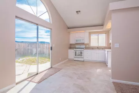 5226 Sunburst Dr, Palmdale, CA 93552 photo 10