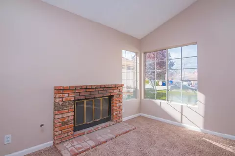 5226 Sunburst Dr, Palmdale, CA 93552 photo 6