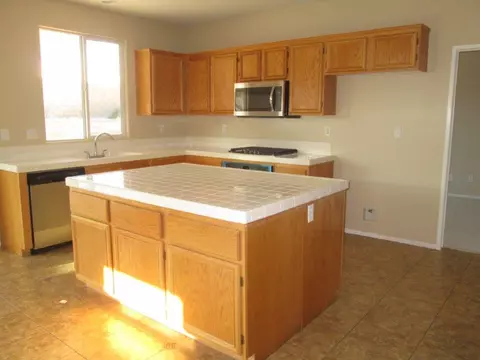 5018 Bell Ave, Palmdale, CA 93552 photo 14