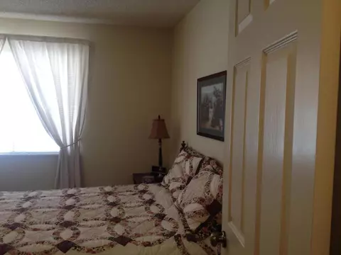43730 17th St E, Lancaster, CA 93535 photo 4