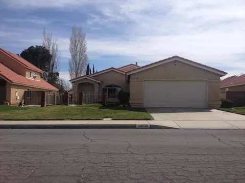 43730 17th St E, Lancaster, CA 93535 photo 2