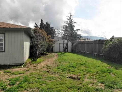 21611 Foothill Dr, Tehachapi, CA 93561 photo 13