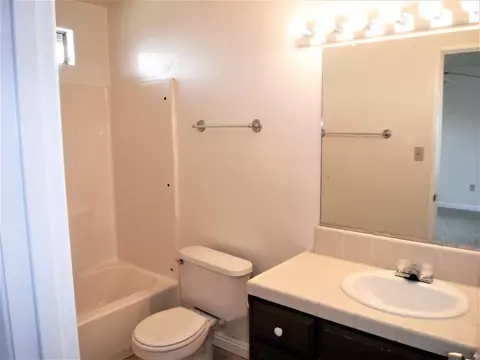 21611 Foothill Dr, Tehachapi, CA 93561 photo 9