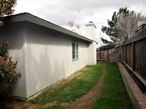 21611 Foothill Dr, Tehachapi, CA 93561 photo 15