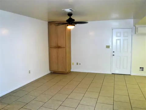 21611 Foothill Dr, Tehachapi, CA 93561 photo 4
