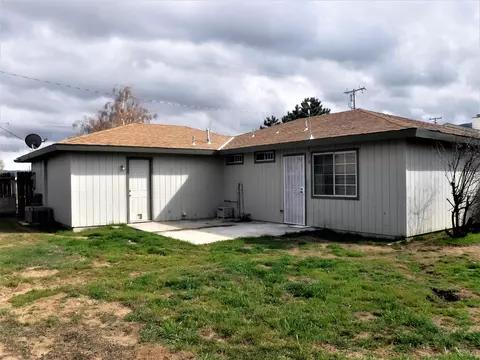 21611 Foothill Dr, Tehachapi, CA 93561 photo 14