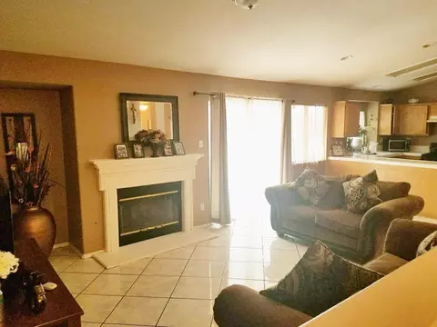 37558 56th St E, Palmdale, CA 93552 photo 4