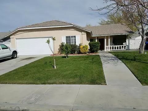 37558 56th St E, Palmdale, CA 93552 photo 1