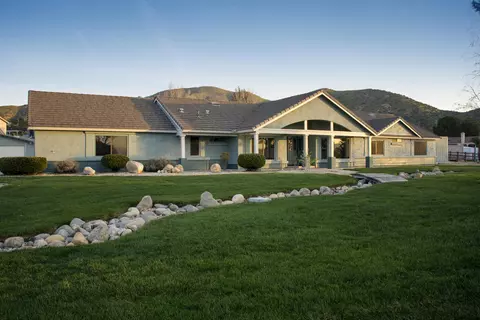 2540 Trails End Rd, Acton, CA 93510 photo 1