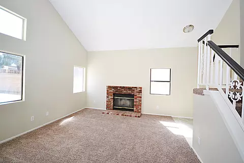 44922 Caboose Dr, Lancaster, CA 93535 photo 3