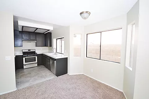 44922 Caboose Dr, Lancaster, CA 93535 photo 6