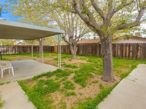 42820 Alexo Dr, Lancaster, CA 93536 photo 10