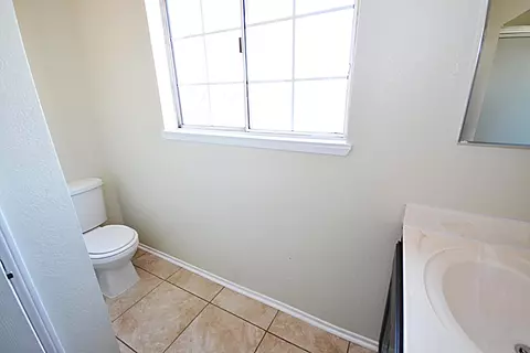 848 Avenue J11 E, Lancaster, CA 93535 photo 17