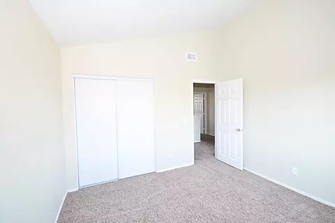 848 Avenue J11 E, Lancaster, CA 93535 photo 14