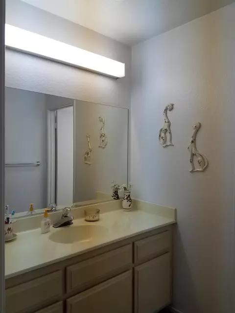 44112 Acacia St, Lancaster, CA 93535 photo 11