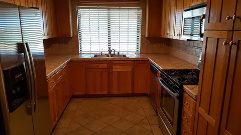 37704 45th St E, Palmdale, CA 93552 photo 5