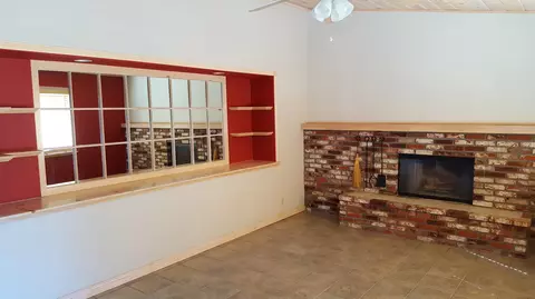 37704 45th St E, Palmdale, CA 93552 photo 12