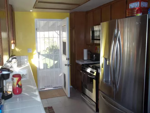 37445 17th St E, Palmdale, CA 93550 photo 7