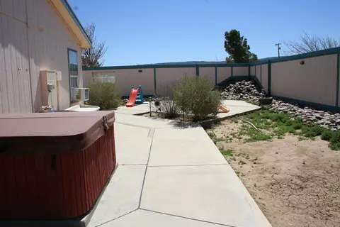 18715 Avenue E8 W, Lancaster, CA 93536 photo 3
