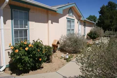 18715 Avenue E8 W, Lancaster, CA 93536 photo 2