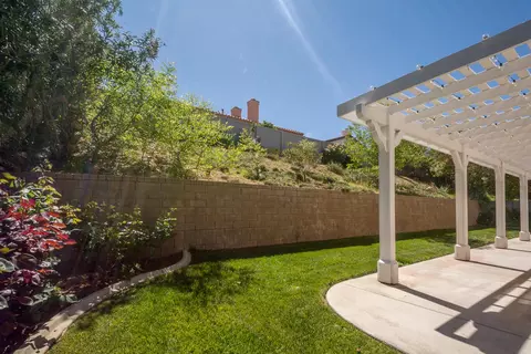 6554 Highbluff Way, Lancaster, CA 93536 photo 12