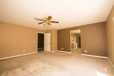 6554 Highbluff Way, Lancaster, CA 93536 photo 3