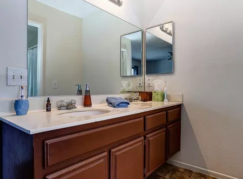 45923 York Pl, Lancaster, CA 93534 photo 10