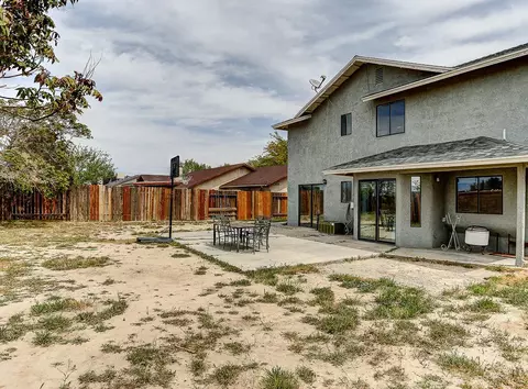 45923 York Pl, Lancaster, CA 93534 photo 18