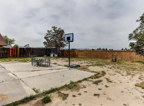 45923 York Pl, Lancaster, CA 93534 photo 20