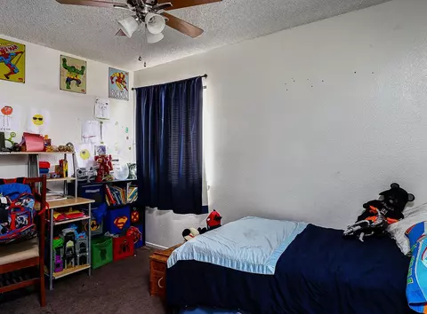 45923 York Pl, Lancaster, CA 93534 photo 13