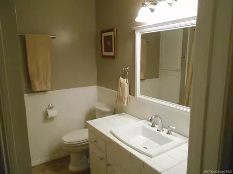 518 Mulberry St, Tehachapi, CA 93561 photo 12
