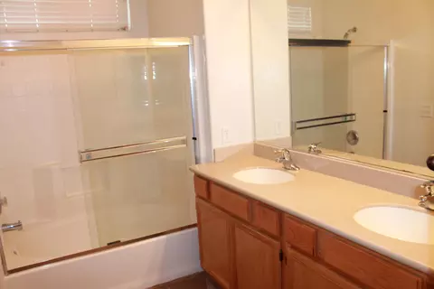 2525 Nugent St E, Lancaster, CA 93535 photo 14