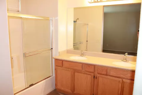 2525 Nugent St E, Lancaster, CA 93535 photo 15