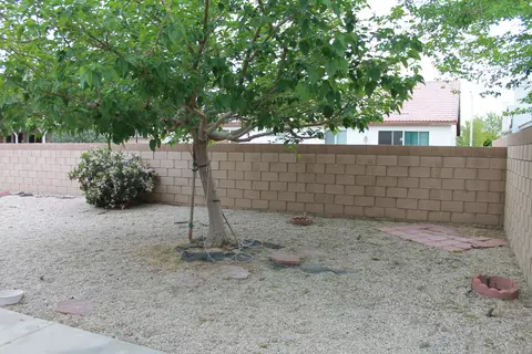 2525 Nugent St E, Lancaster, CA 93535 photo 23