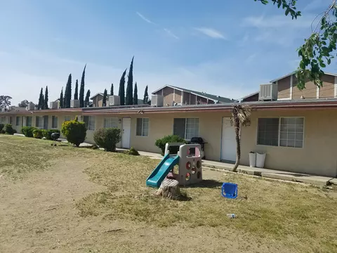 38233 12th St E, Palmdale, CA 93550 photo 5