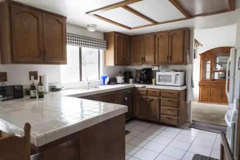 38729 Juniper Tree Rd, Palmdale, CA 93551 photo 5