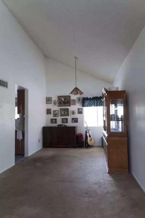 38729 Juniper Tree Rd, Palmdale, CA 93551 photo 6