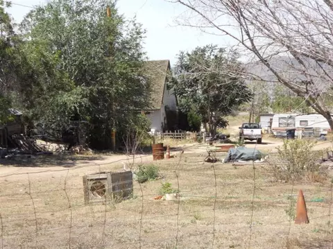19491 Cherry Ln, Tehachapi, CA 93561 photo 12