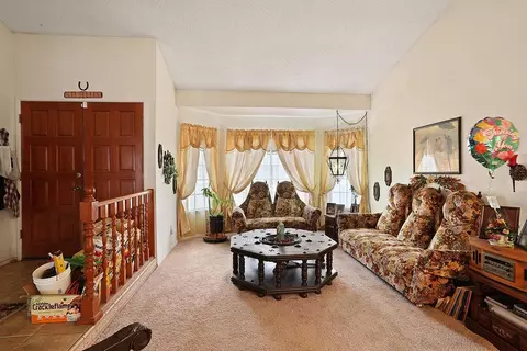 1338 Pasteur Dr, Lancaster, CA 93535 photo 3