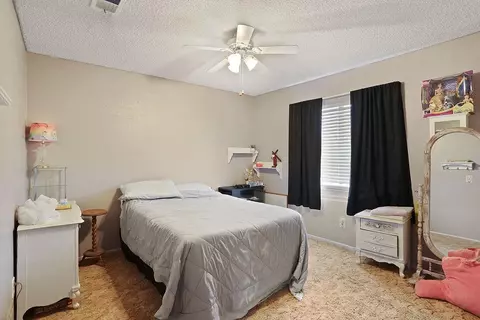 1338 Pasteur Dr, Lancaster, CA 93535 photo 10