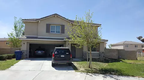 45321 Mays Ct, Lancaster, CA 93535 photo 1
