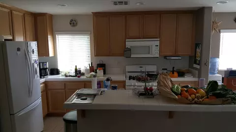45321 Mays Ct, Lancaster, CA 93535 photo 3